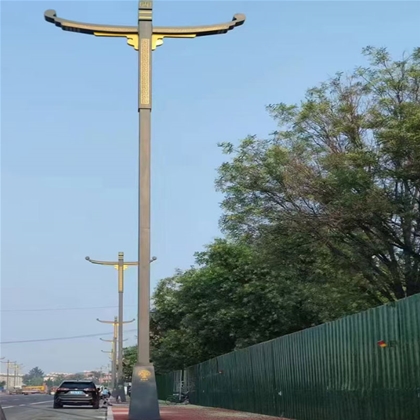 吐鲁番一体化路灯安装