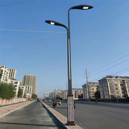 吐鲁番一体化路灯安装